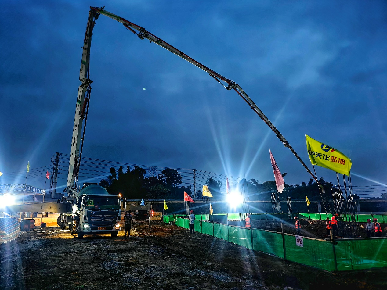 瀘天化弘旭公司全面打響四季度攻堅戰(zhàn)(圖8) 瀘天化弘旭公司全面打響四季度攻堅戰(zhàn)(圖8)